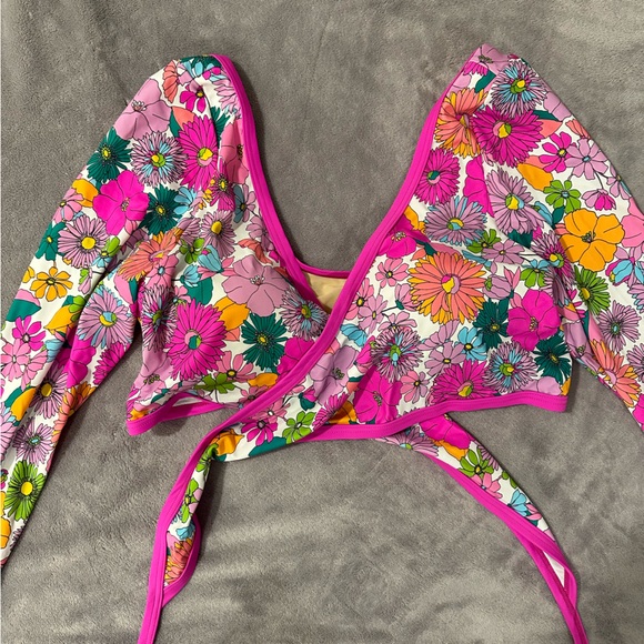 Swimsuits for All Floral Wrap Front Bikini Top - Picture 2 of 2